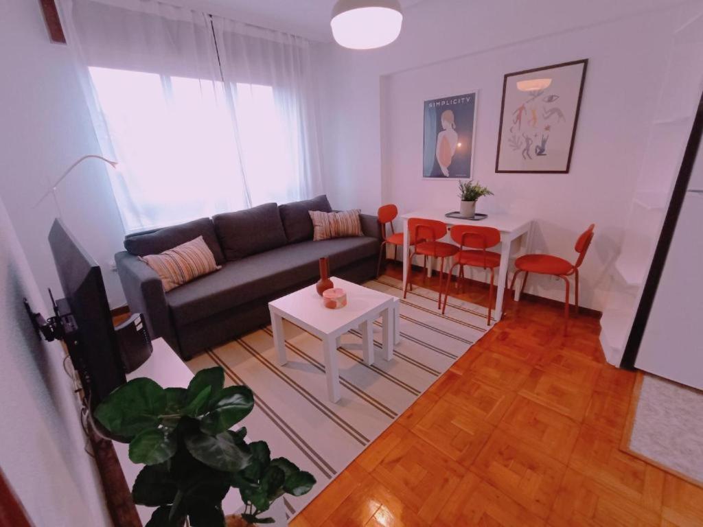 Apartamento Maura 2 Dormitorios Oviedo Eksteriør bilde