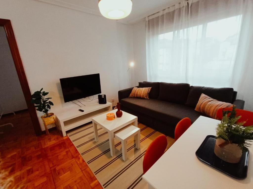 Apartamento Maura 2 Dormitorios Oviedo Eksteriør bilde